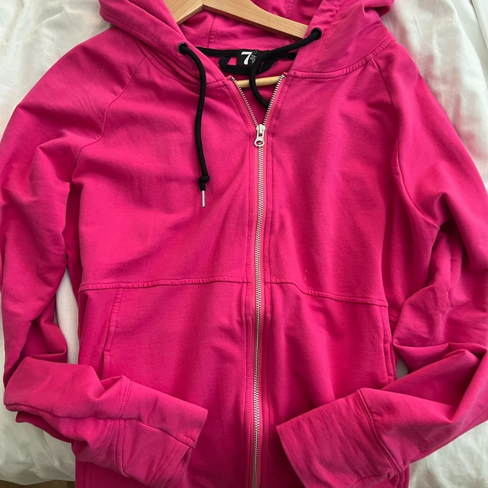 7 Degrees Women's Pink Hoodie Jacket